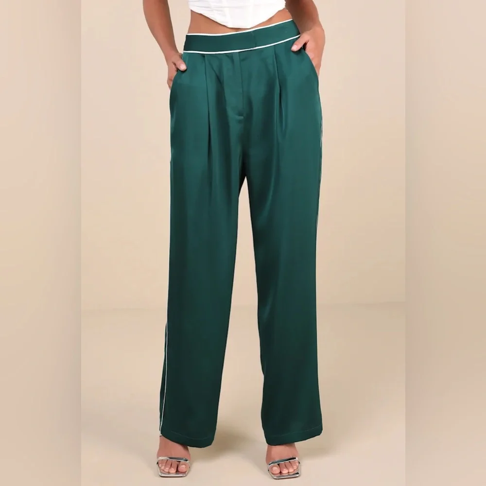 Emerald Satin Wide-Leg High-Rise Pants - Picture 2 of 5